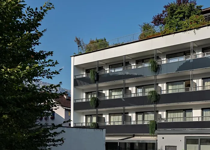 Stadthotel Eggerbraeu